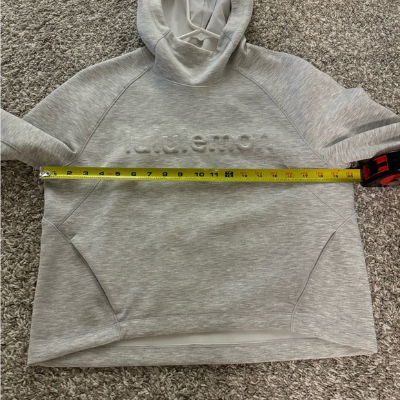 Lululemon Air Wrap Hoodie Sweatshirt - Picture 6 of 6